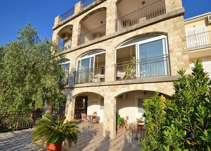 Vala Apartments